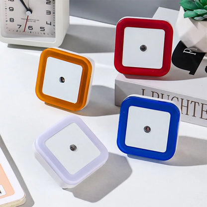 Plug in Led Night Light  with Auto Dusk to Dawn Sensor and white lights