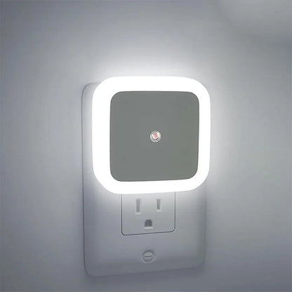 Plug in Led Night Light  with Auto Dusk to Dawn Sensor and white lights